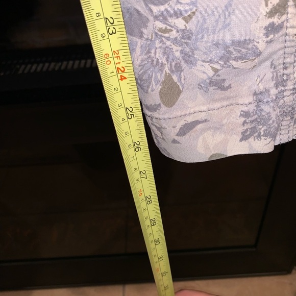 Anthropologie Hei Hei Wanderer Green Floral Print Cropped Cargo Ankle Pants 2 - Picture 8 of 8